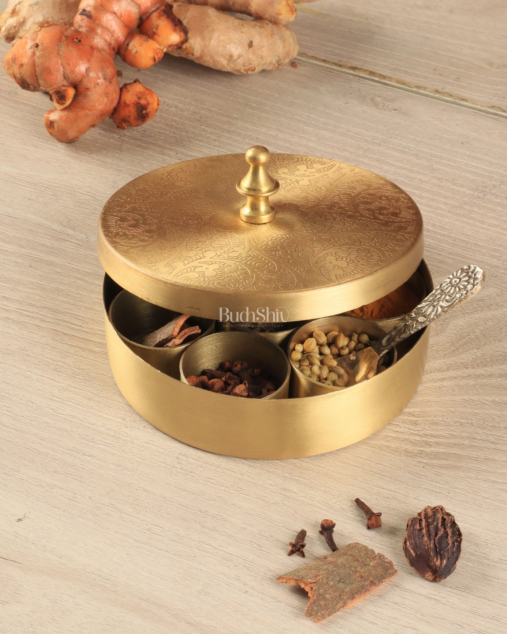 Brass Masala Box Daani – Round Spice Container, 2"x4"x4", – Sama Homes - Eco-friendly - Sama Homes