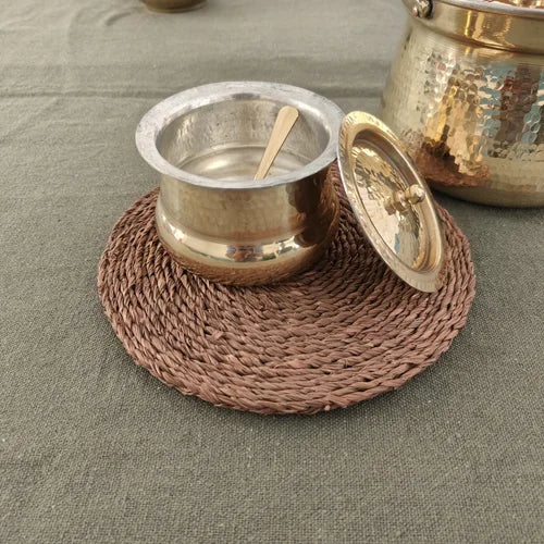 Shakuntala Brass Ghee Pot – Image 2