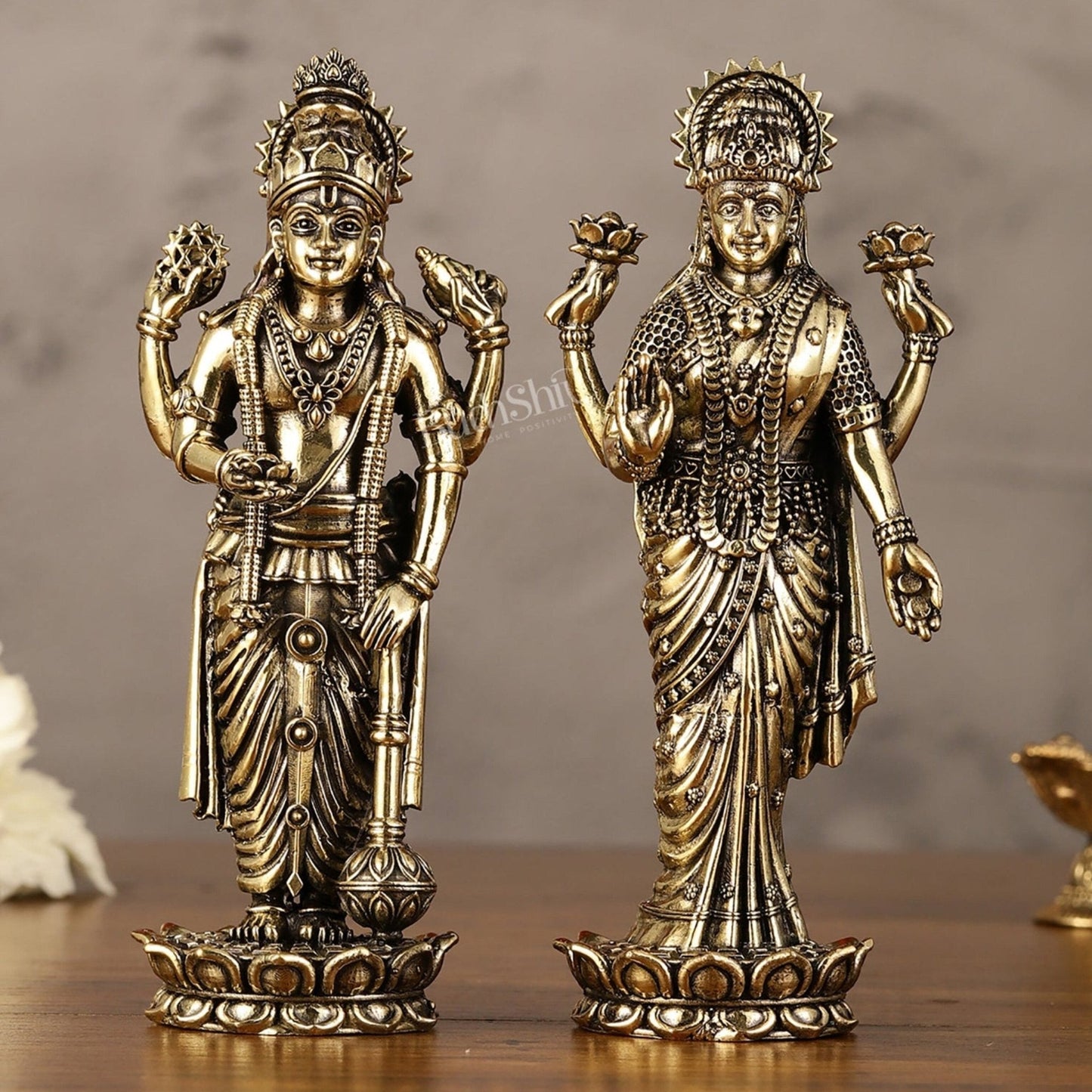 Brass Superfine Intricate Miniature Vishnu Lakshmi Narayana Idol - 5" - Sama Homes Idol - Brass Sculpture