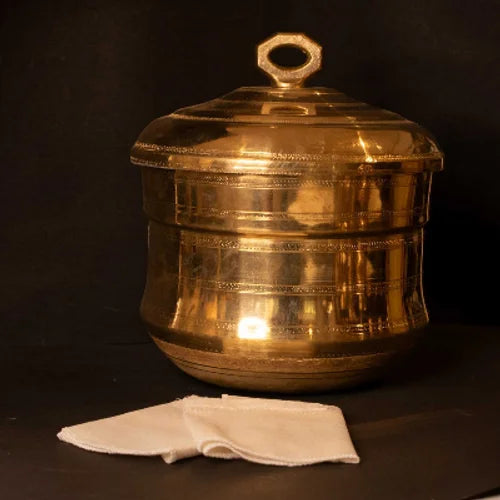 Traditional Brass Idli Pathram (Cooker) with Tin Coating – Handcrafted South Indian Steamer (7, 9, 12 Pits)