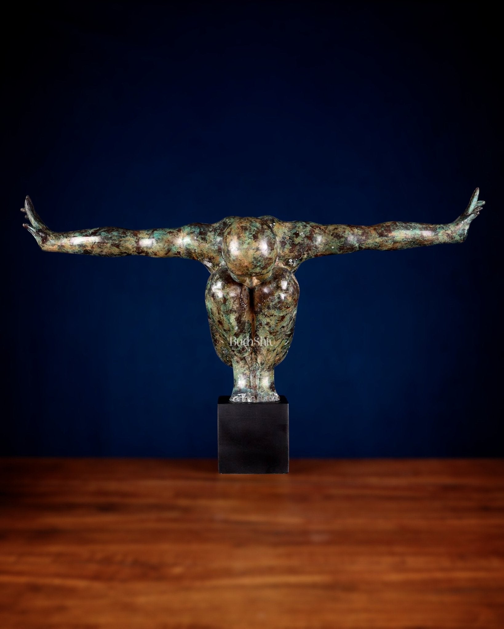 Indonesian Bronze Gymnast Decorative Artifact - The equilibrium - Sama Homes Idol - Brass Sculpture - Eco-friendly - Sama Homes