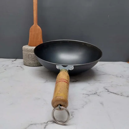 Pure Iron Wok With Wooden Handle – Image 3