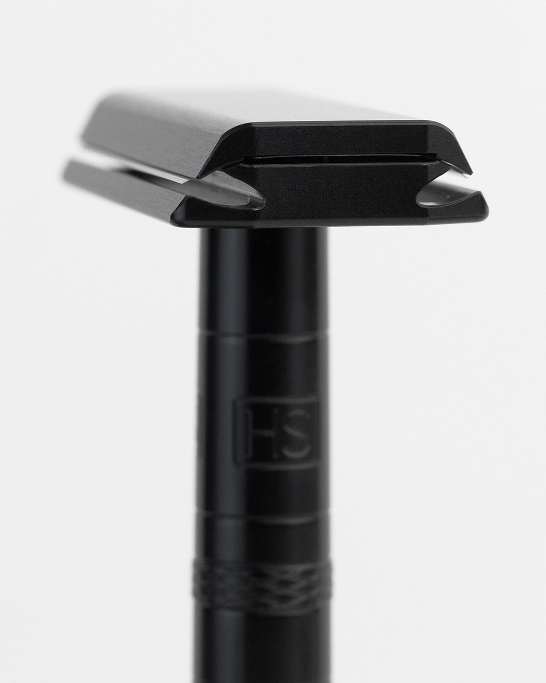 Henson AL13-M Razor Jet Black – Premium Safety Razor for Smooth Shaving – Image 2 - Image 2