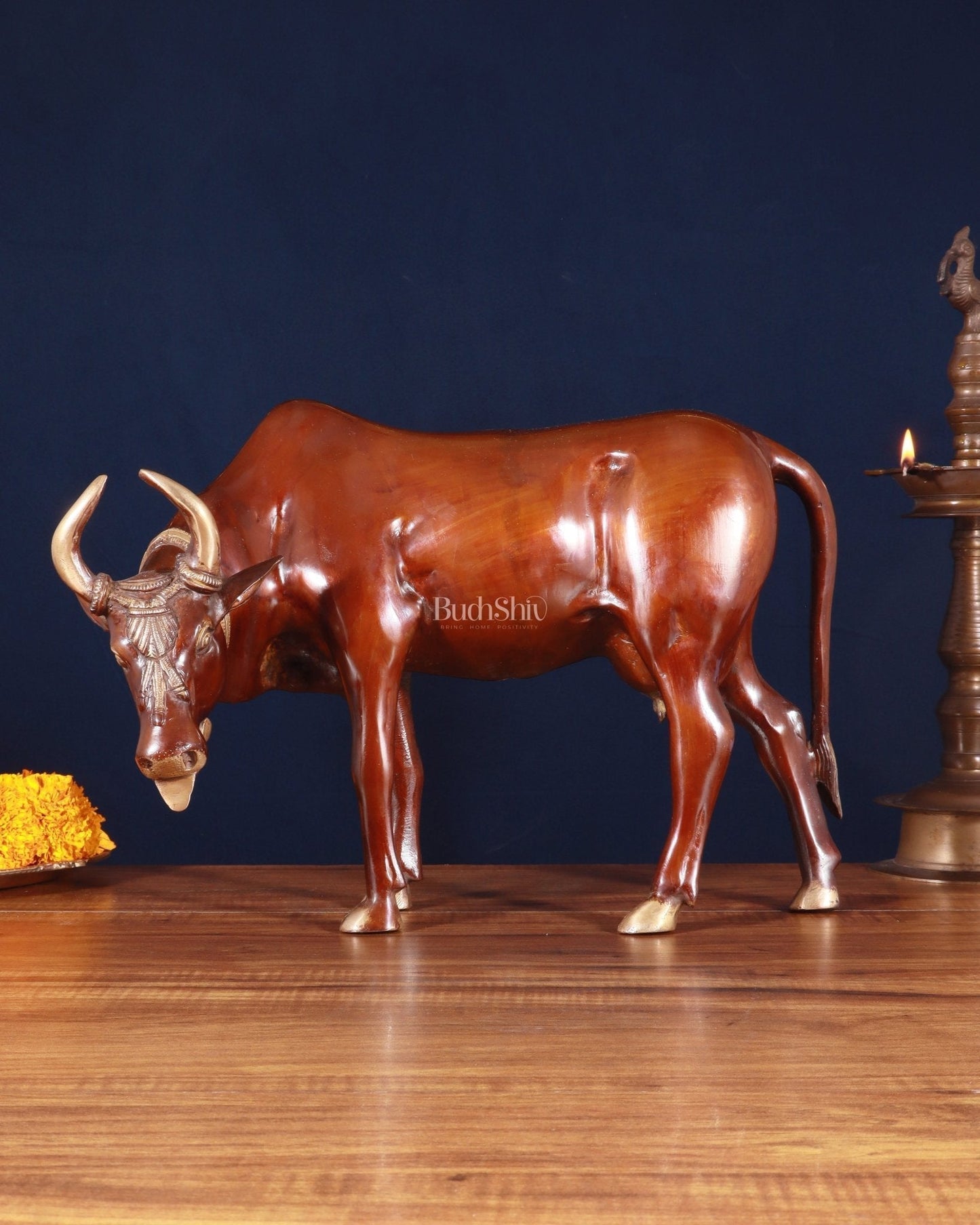 Majestic Large Brass Cow Statue – Double Chola Tone