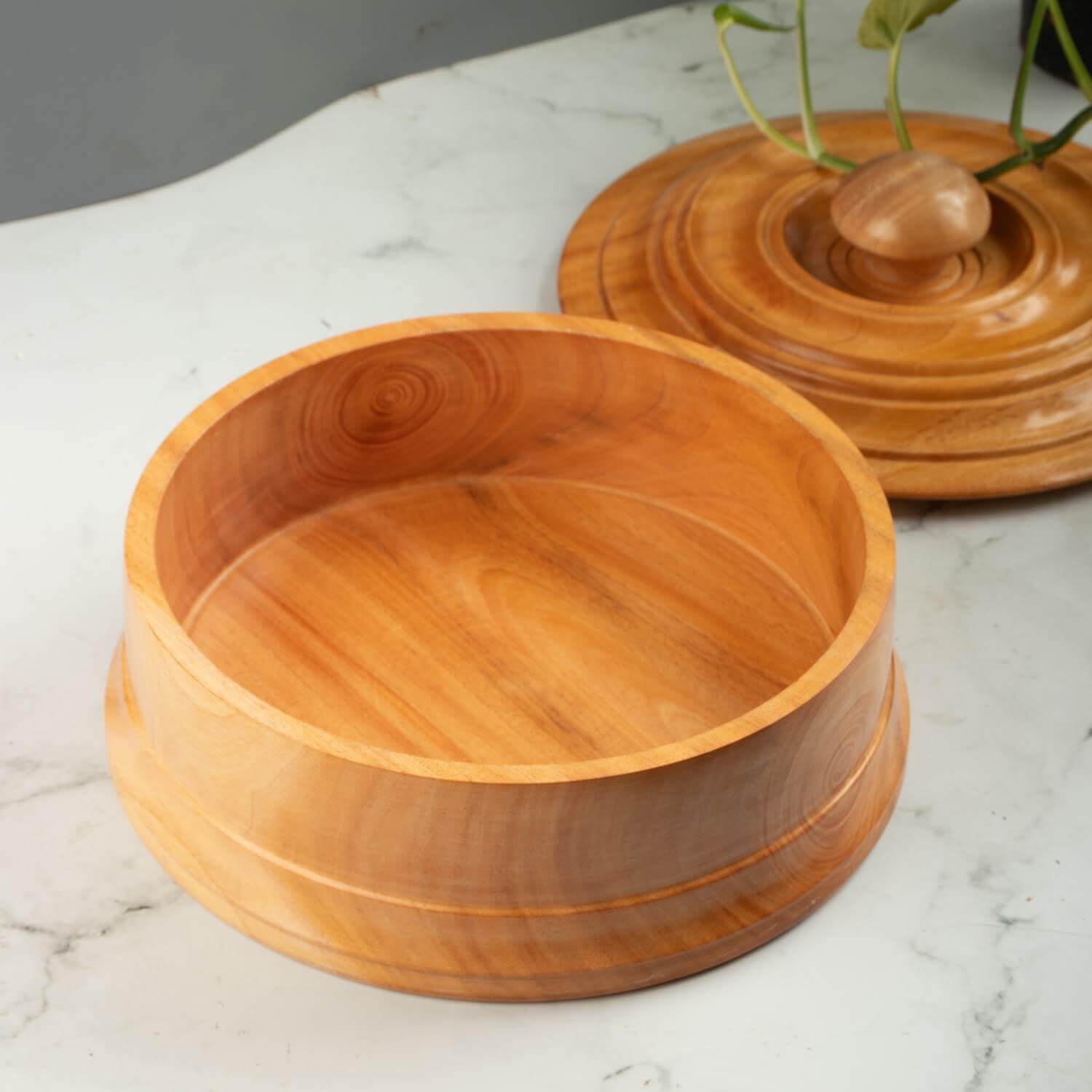 Natural Wood Roti Server with Lid Tableware - Image 3
