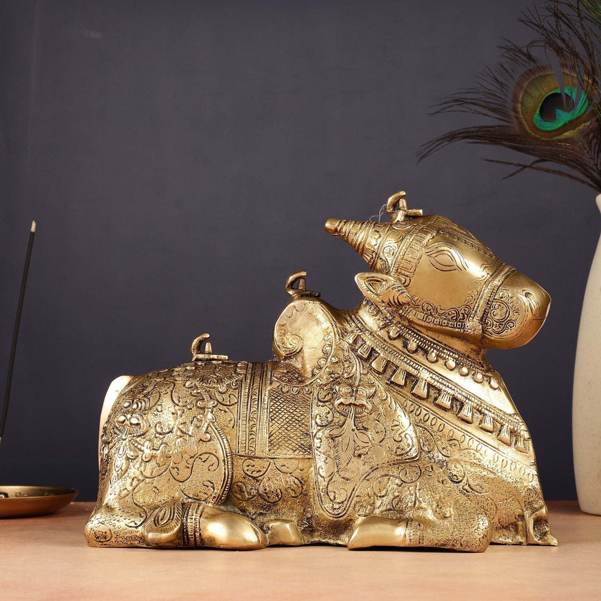 Pure Brass Fully Carved Nandi Statue - 8" matte gold - Sama Homes Idol - Brass Sculpture - Eco-friendly - Sama Homes