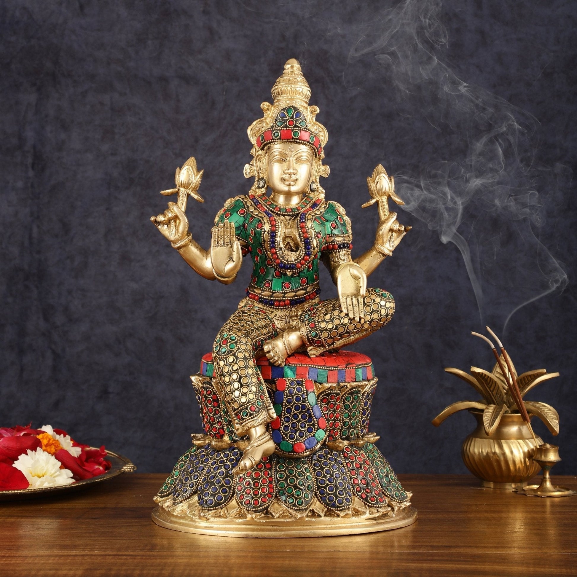 Pure Brass Goddess Lakshmi Statue - 14.5" - Sama Homes Idol - Brass Sculpture - Eco-friendly - Sama Homes