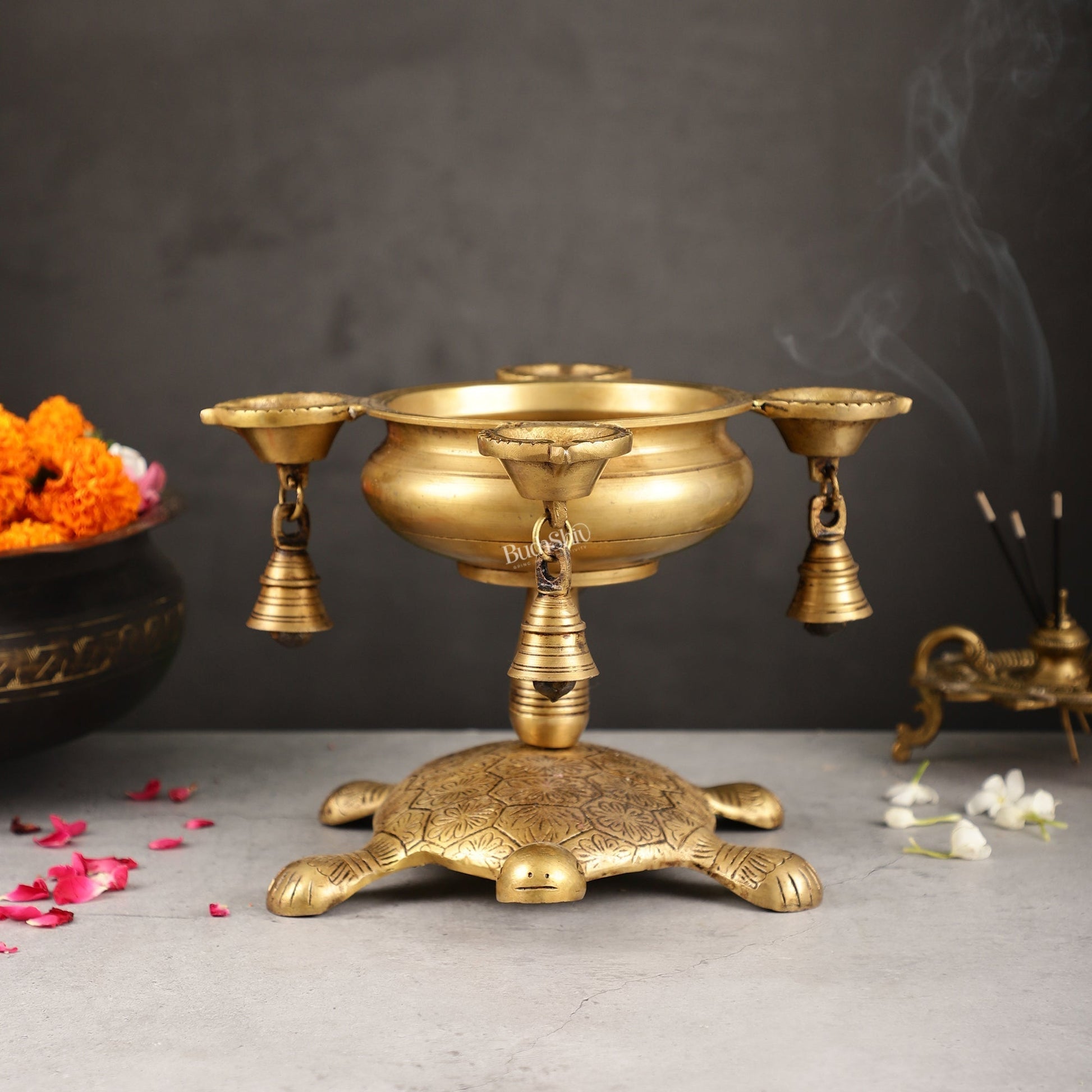 Superfine Brass Tortoise Urli with Diyas 7.5 inch – Sama Homes - Eco-friendly - Sama Homes
