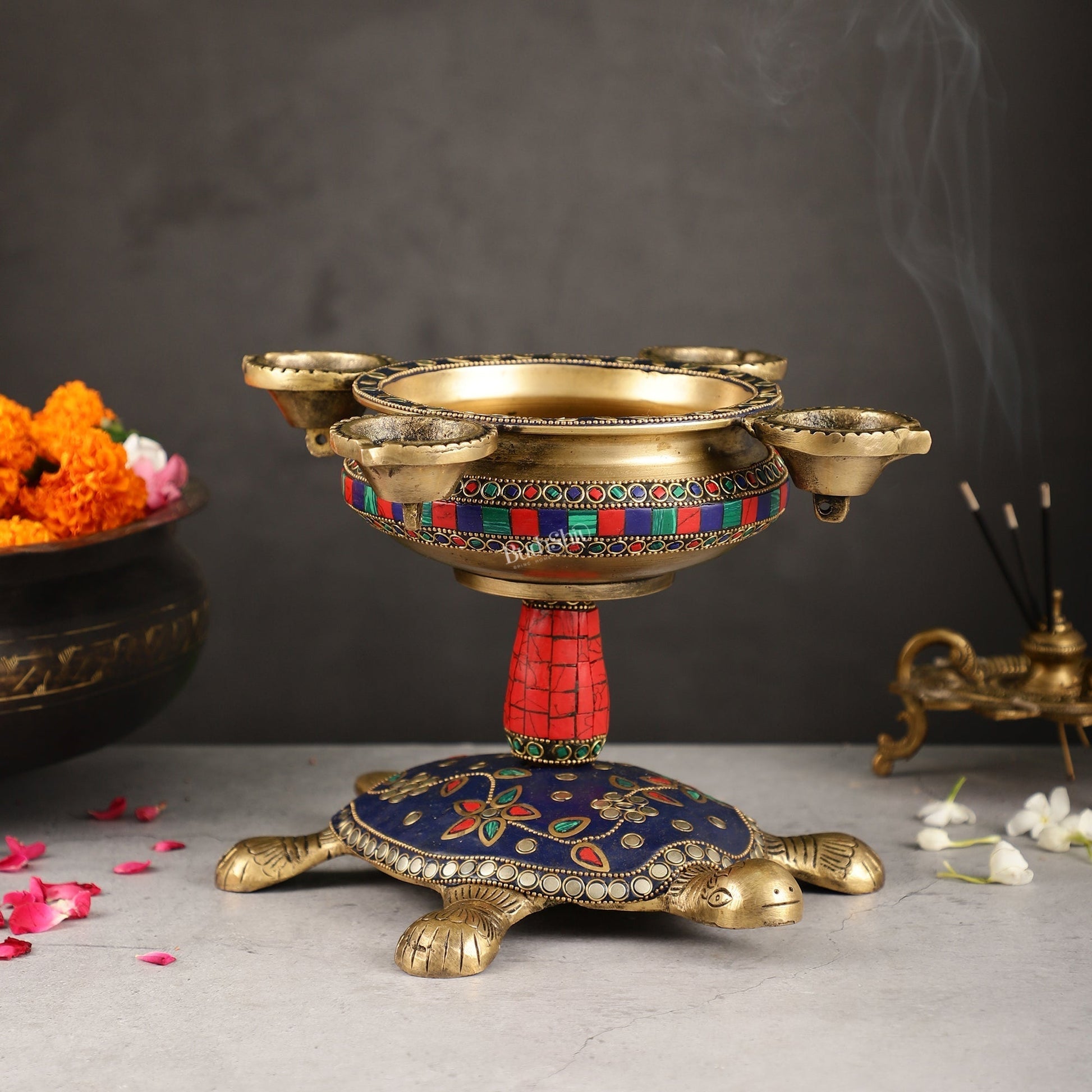 Superfine Brass Tortoise Urli with Diyas 7.5 inch – Sama Homes - Eco-friendly - Sama Homes