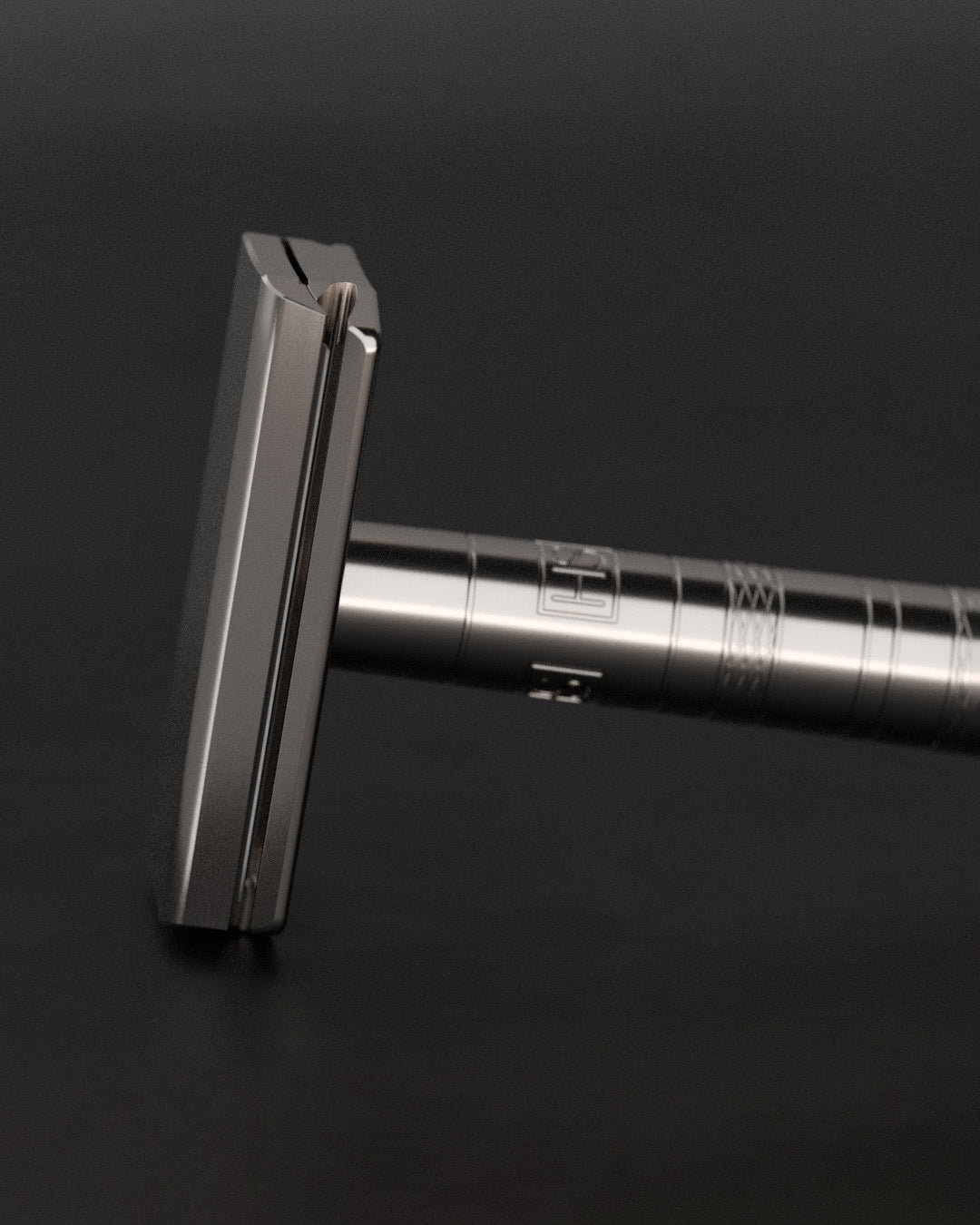 Lightweight titanium razor for men and collectors