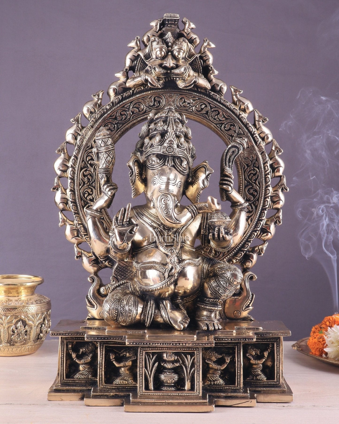 Unique Brass Lord Ganesha Statue with Kirtimukha Prabhavali Arch | 19.5 Inches - Sama Homes Idol - Brass Sculpture