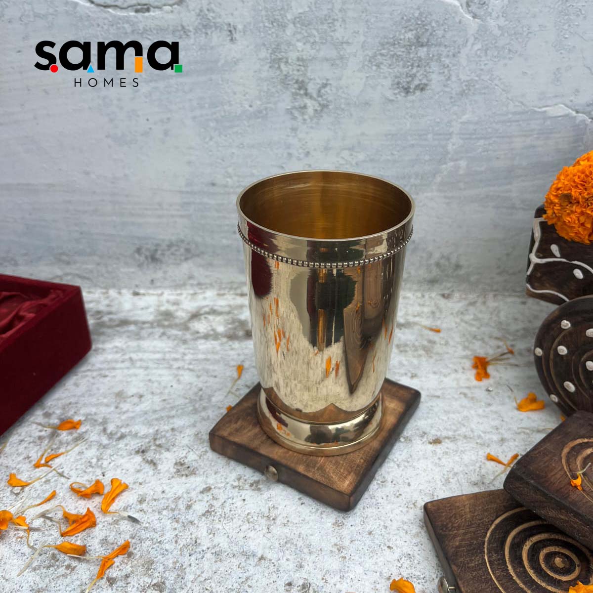 SAMA Homes - brass plain glass with velvet box